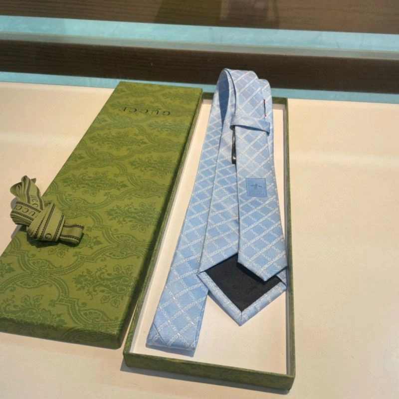 Gucci Neckties Sporty 268916
