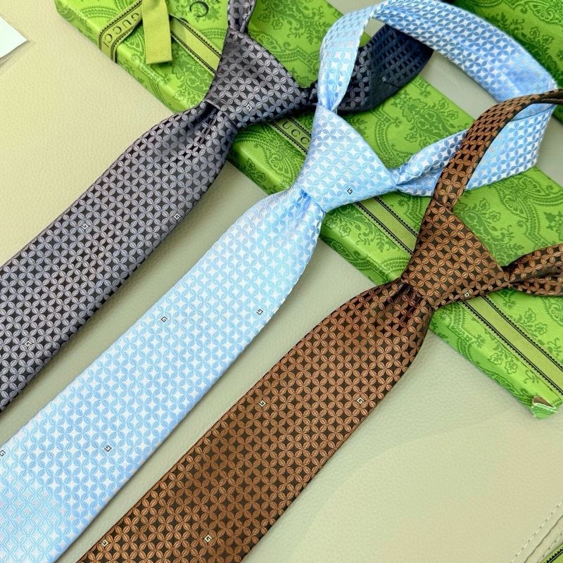 Gucci Neckties Versatile 268906