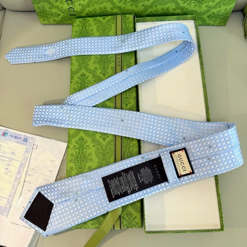 Gucci Neckties Versatile 268906