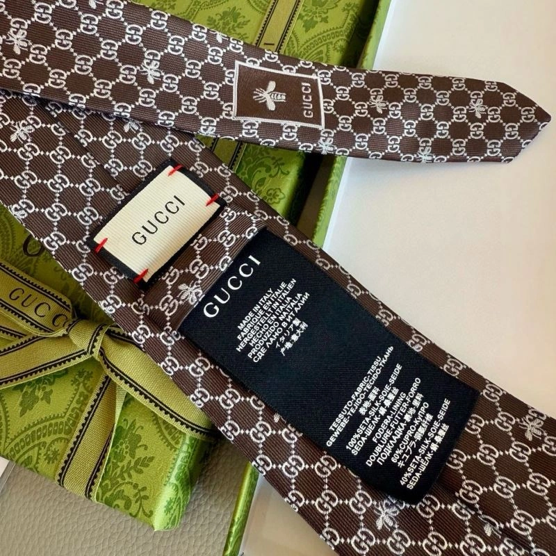Lightweight Gucci Neckties 268911