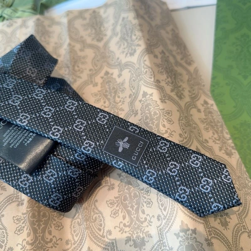 ComfortFit Gucci Neckties 268908