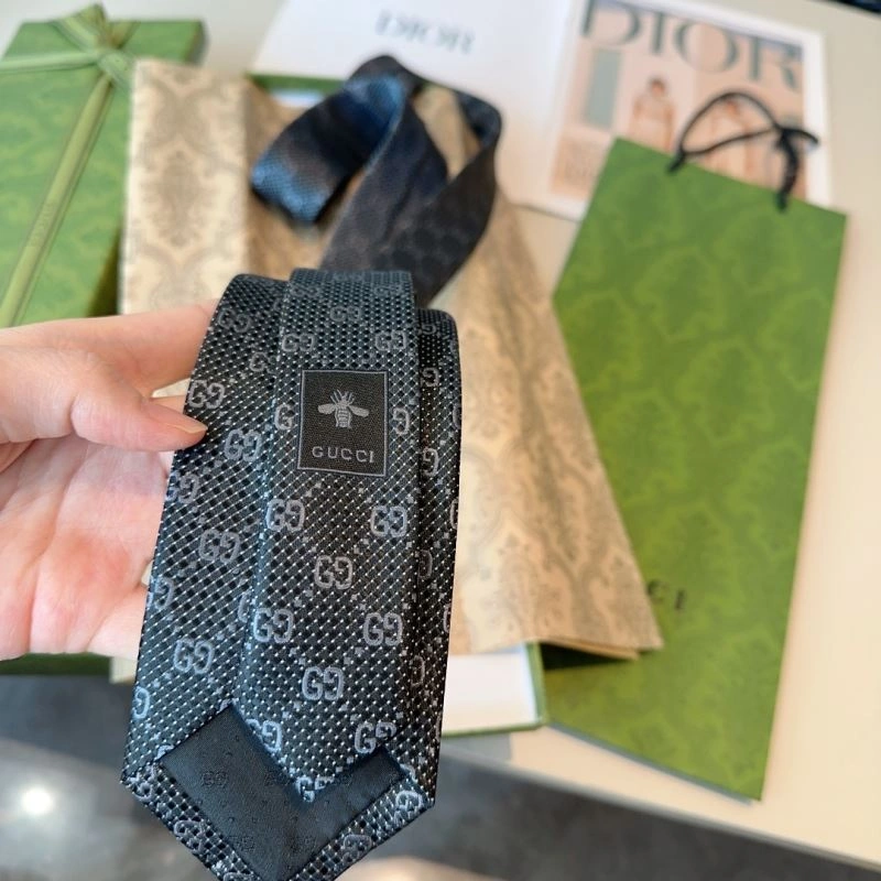 ComfortFit Gucci Neckties 268908