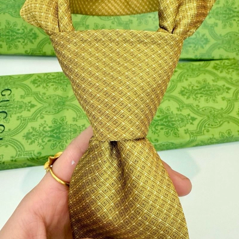 Gucci Neckties Trendsetting 268899
