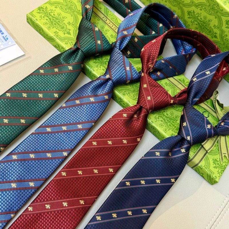 Gucci Neckties ZipUp 268885