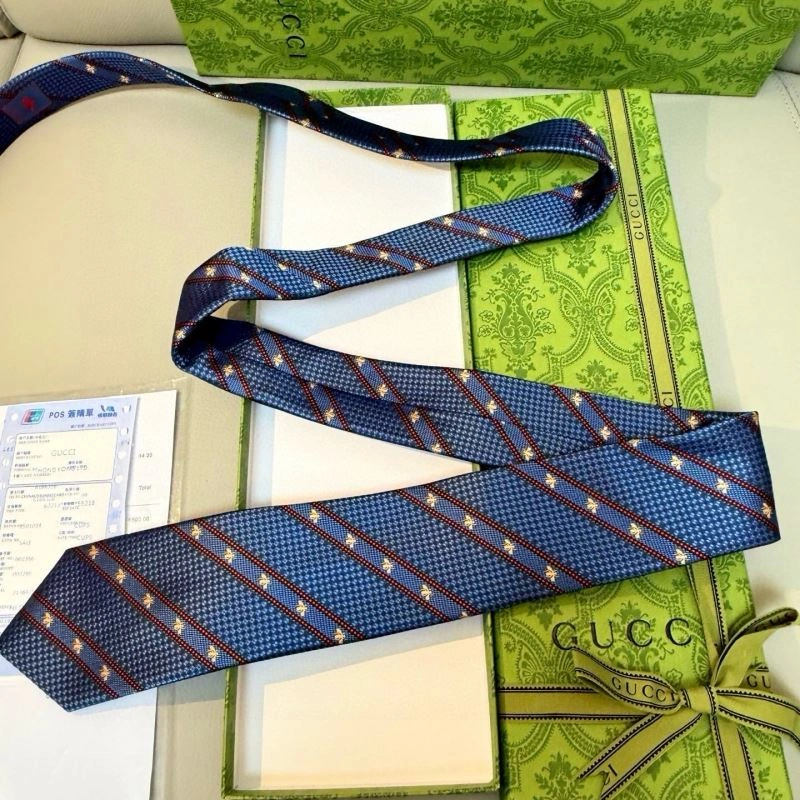 Gucci Neckties ZipUp 268885