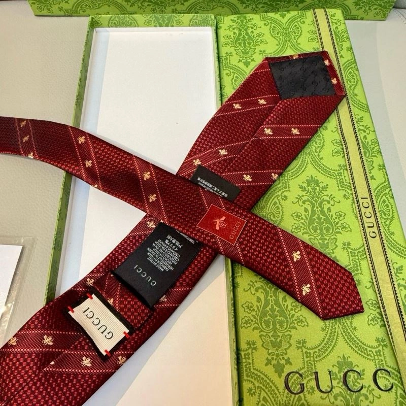 Gucci Neckties Sporty 268883