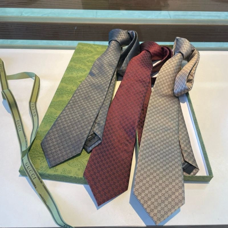 Gucci Neckties Vibrant 268859