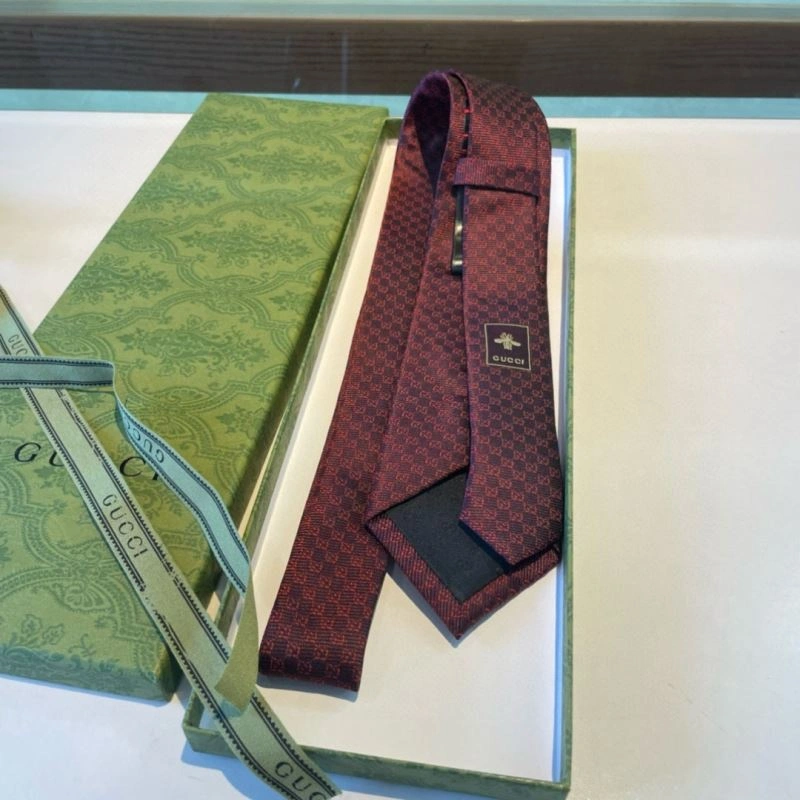 Gucci Neckties Vibrant 268859