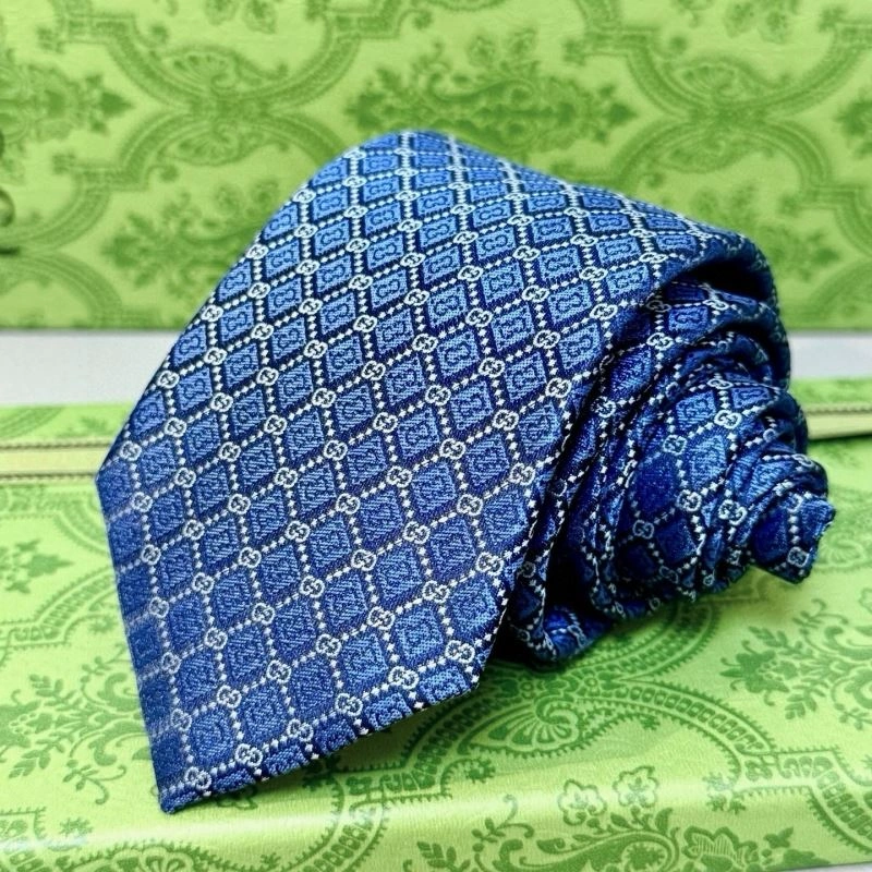 Gucci Neckties Sporty 268872