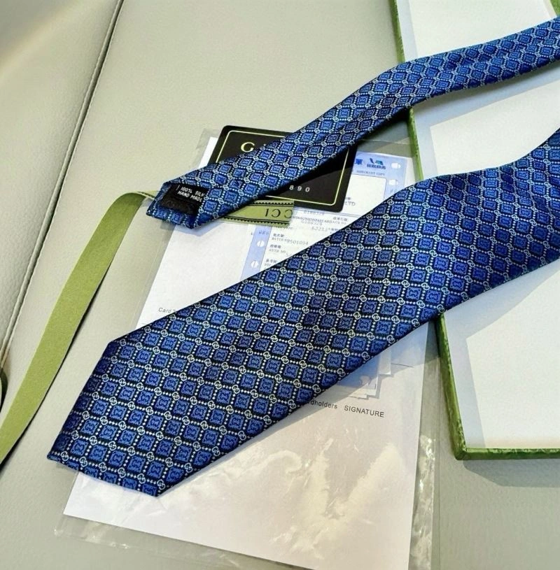 Gucci Neckties Sporty 268872