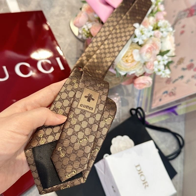 Gucci Neckties Attractive 268877