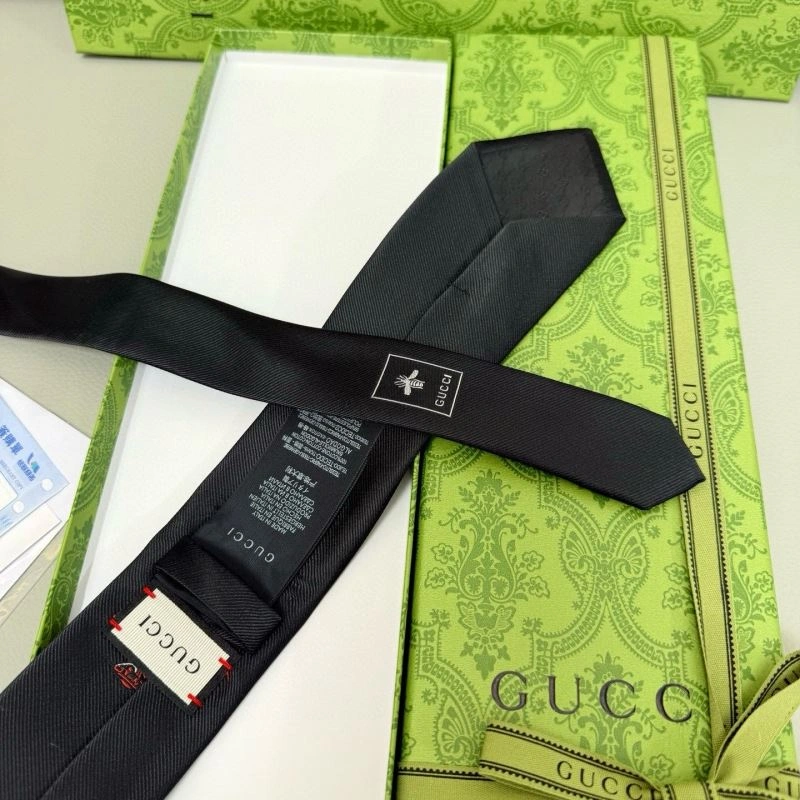 Sporty Gucci Neckties 268830