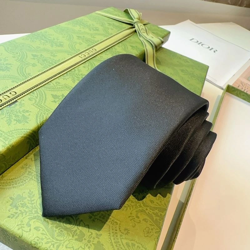Compact Gucci Neckties 268837