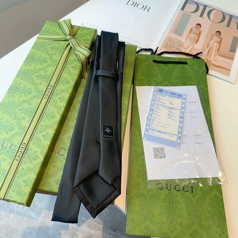 Compact Gucci Neckties 268837
