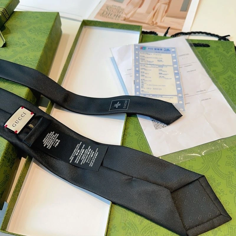 Compact Gucci Neckties 268837