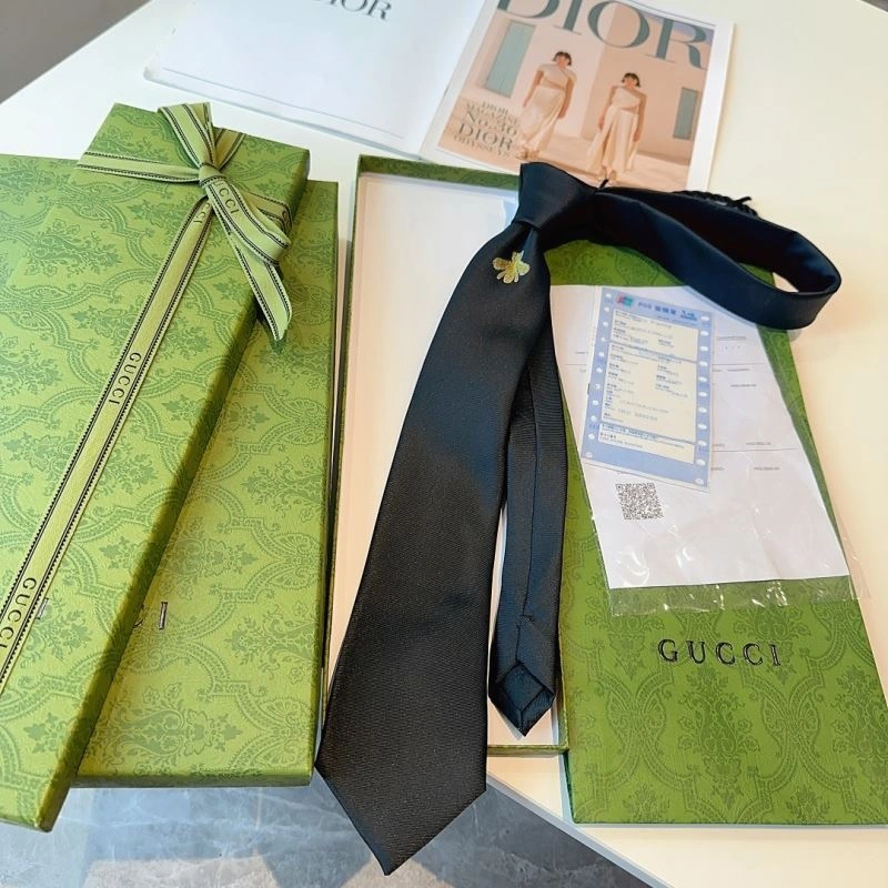 Compact Gucci Neckties 268837