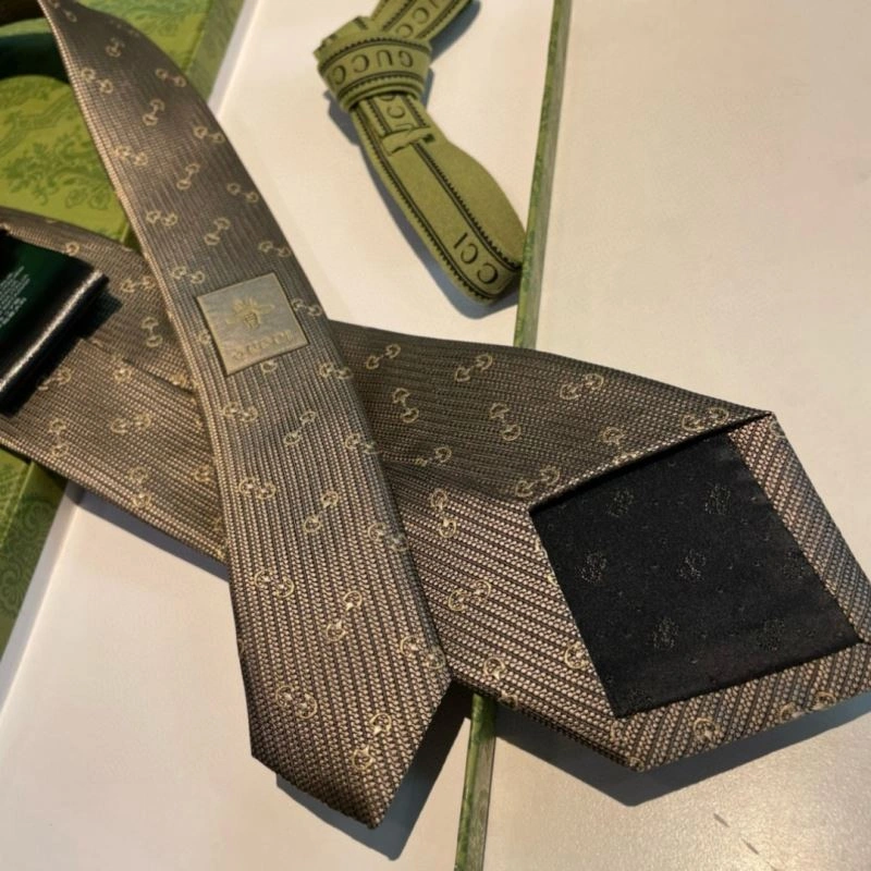 ZipUp Gucci Neckties 268809