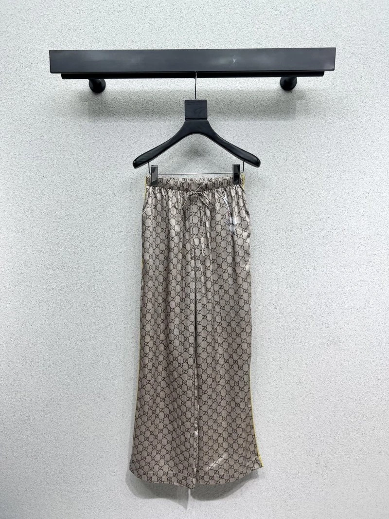 Efficient Gucci Nightwear 124643