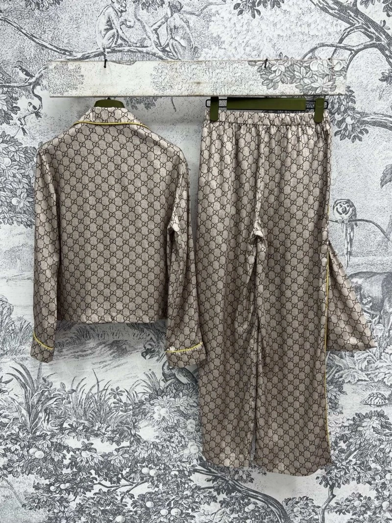 SunProtective Gucci Nightwear 124426