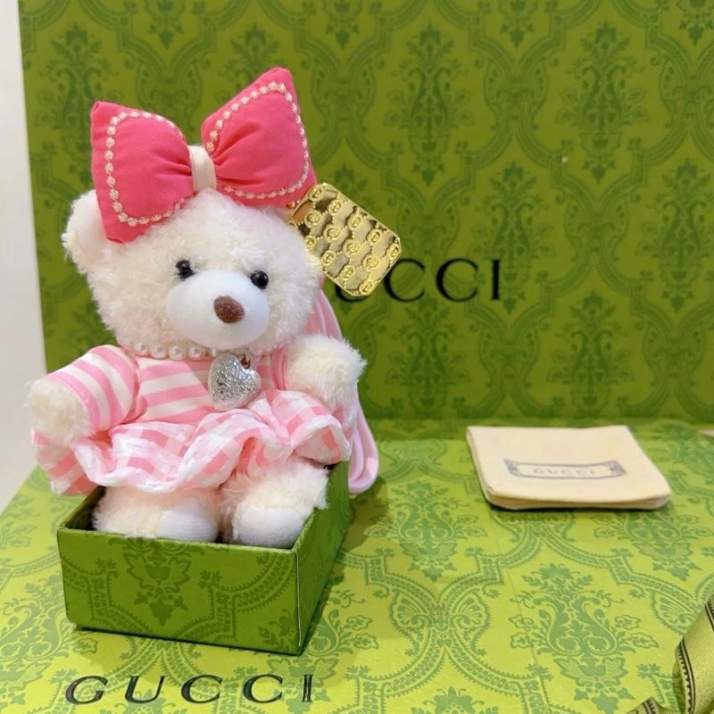 Gucci Ornaments ZipUp 269228