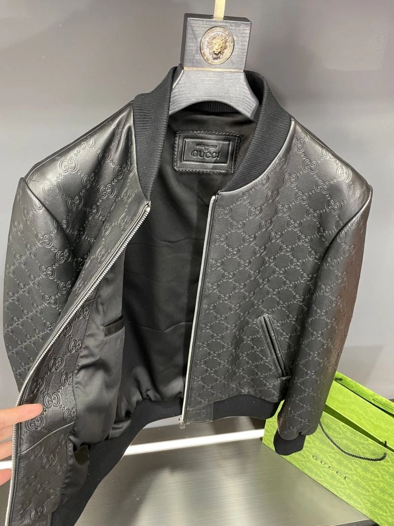 Resilient Gucci Outwear 128637
