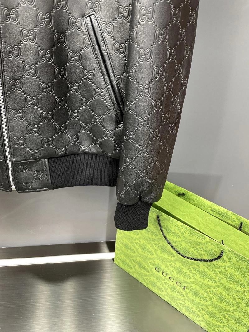 Resilient Gucci Outwear 128637