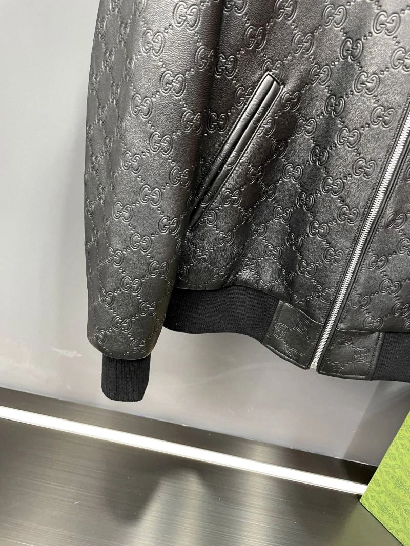 Resilient Gucci Outwear 128637