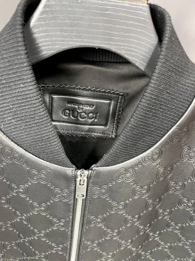 Resilient Gucci Outwear 128637