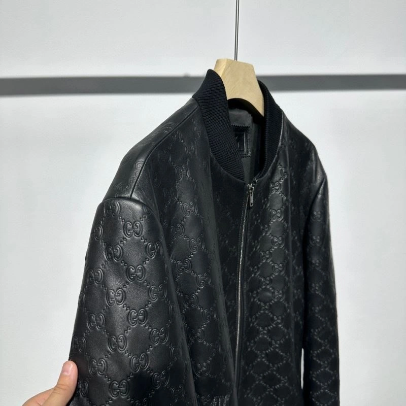 Minimalist Gucci Outwear 128617
