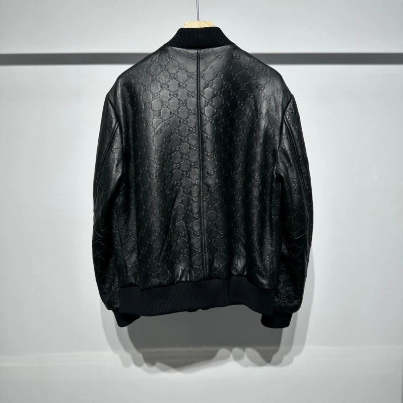 Minimalist Gucci Outwear 128617