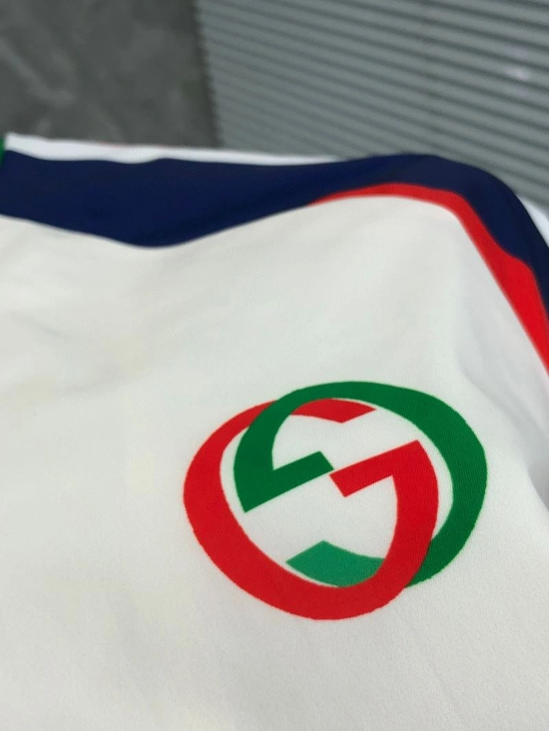 AllSeason Gucci Outwear 125076