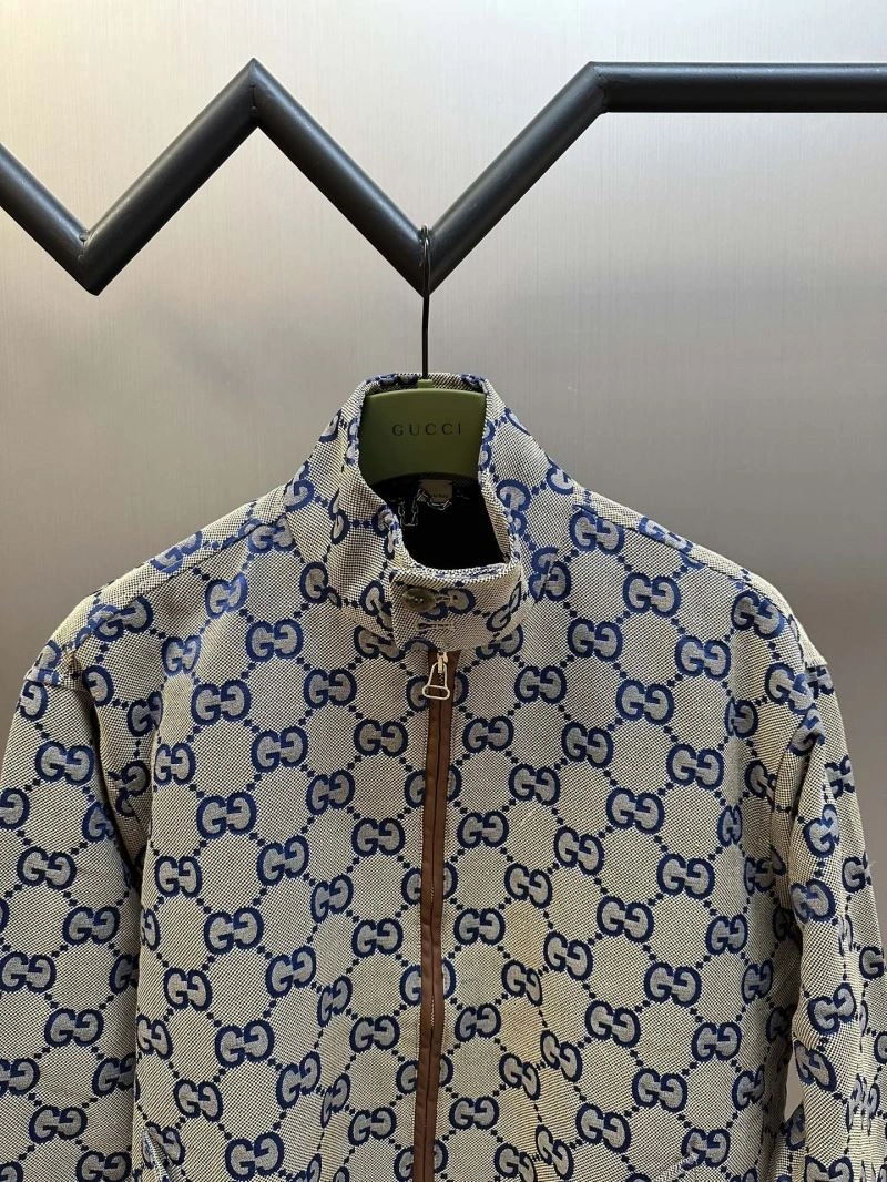 Comfortable Gucci Outwear 128599