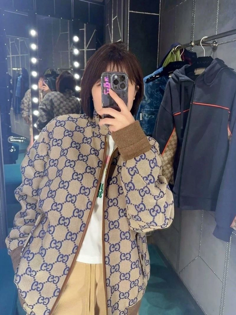 Comfortable Gucci Outwear 128599