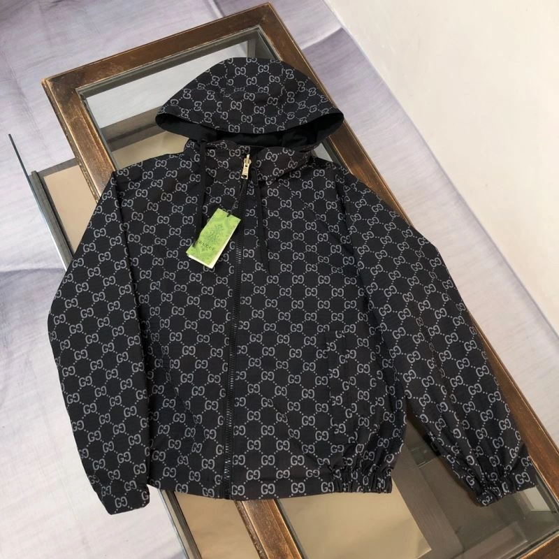 Gucci Outwear FashionForward 128866