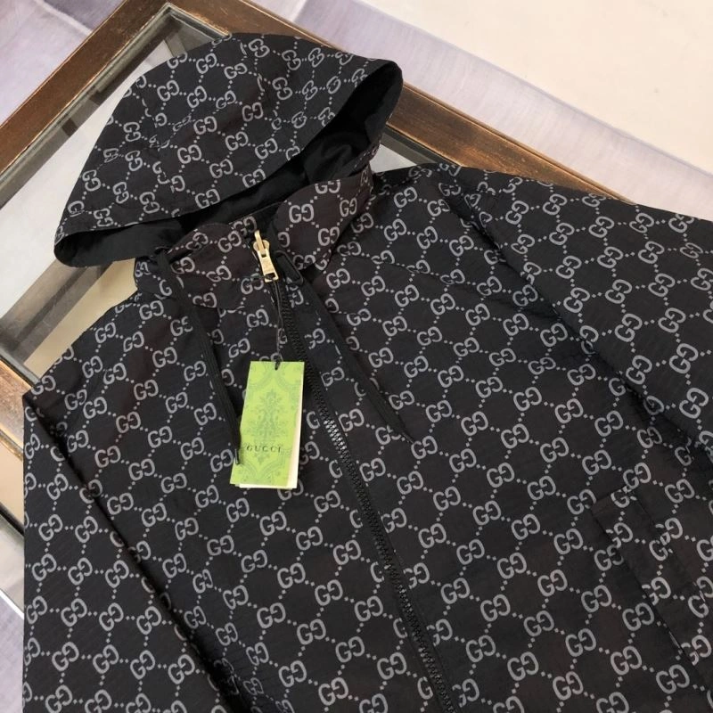 Gucci Outwear FashionForward 128866
