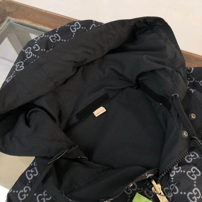 Gucci Outwear FashionForward 128866