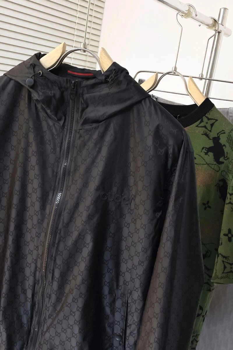 Gucci Outwear Seasonal 128877