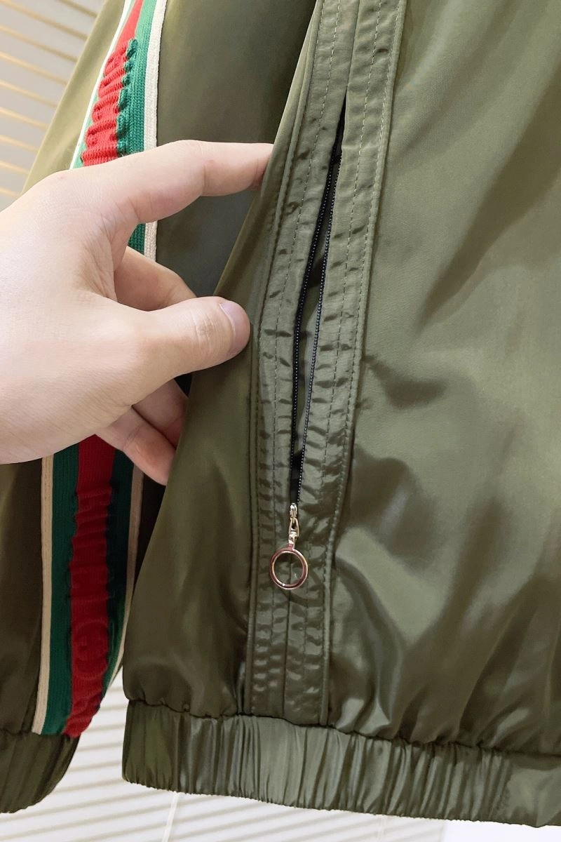 Breathable Gucci Outwear 128882