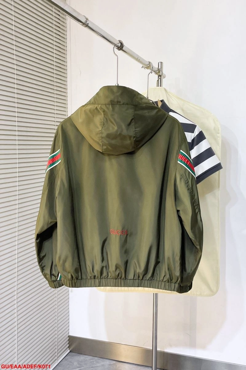 Breathable Gucci Outwear 128882