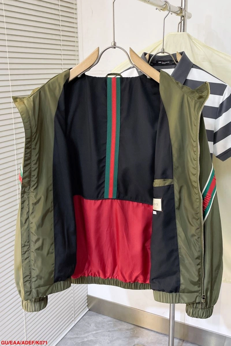 Breathable Gucci Outwear 128882