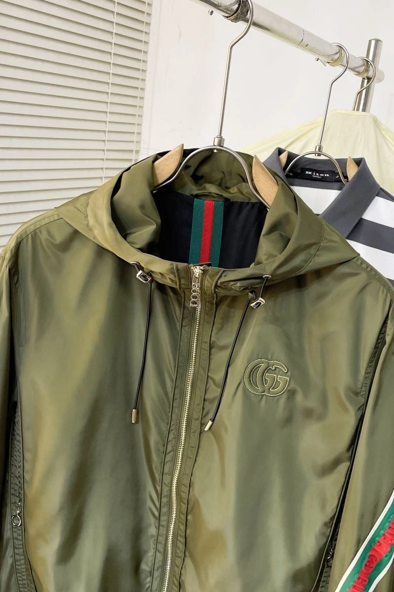 Breathable Gucci Outwear 128882