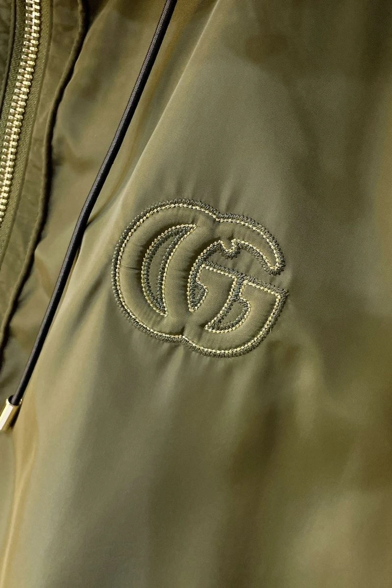 Breathable Gucci Outwear 128882