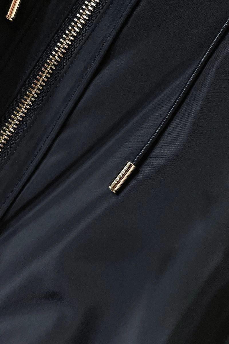 Tailored Gucci Outwear 128931