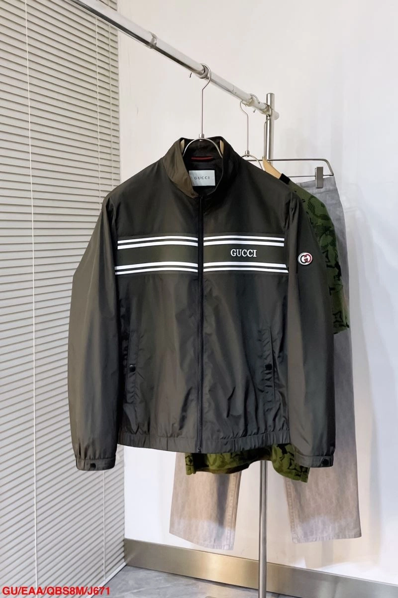 Effortless Gucci Outwear 128875