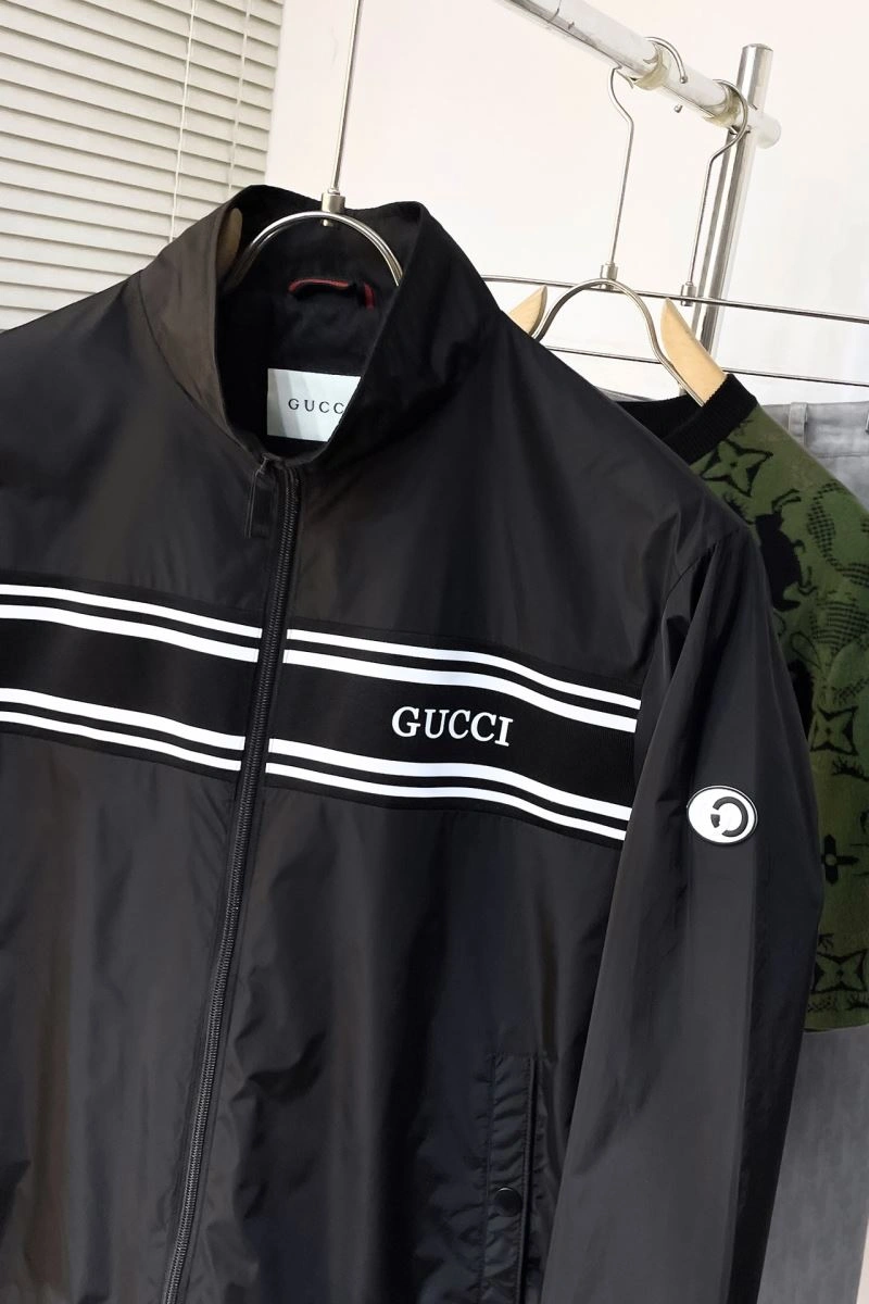 Resilient Gucci Outwear 128876