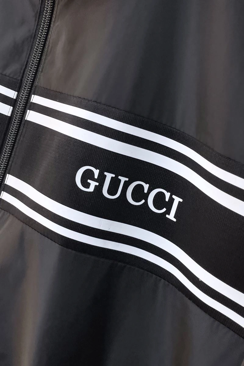 Resilient Gucci Outwear 128876