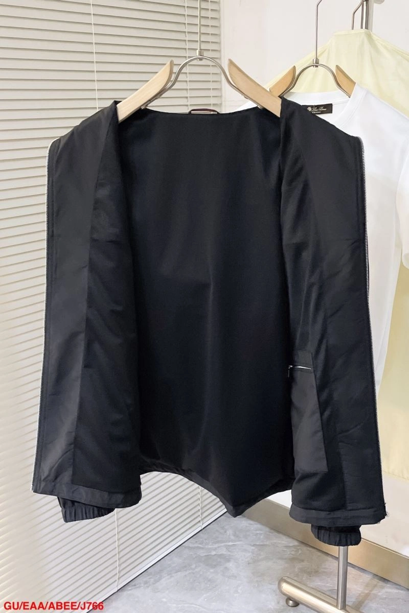 Tailored Gucci Outwear 128881