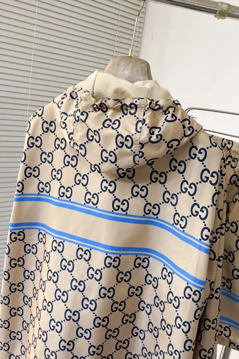 Functional Gucci Outwear 128879