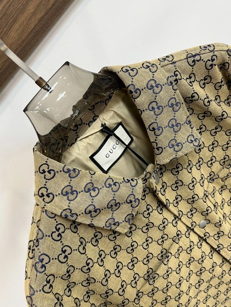 Gucci Outwear Sophisticated 128854