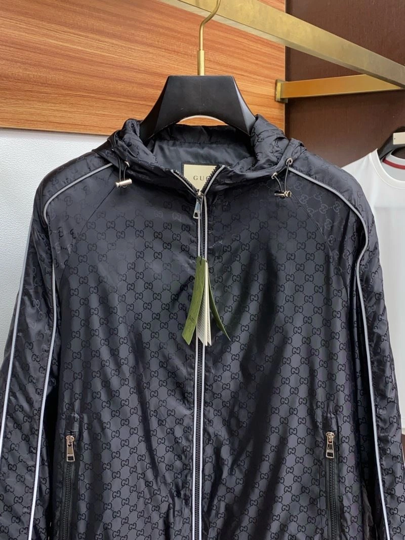 Gucci Outwear Flexible 128851